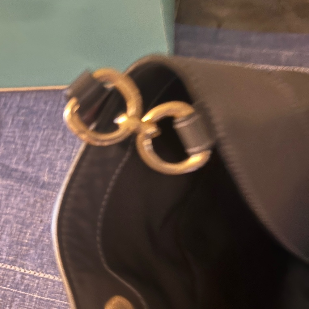 Coach Embossed Lexy shoulder Bag in beautiful black leather - Picture 8 of 17